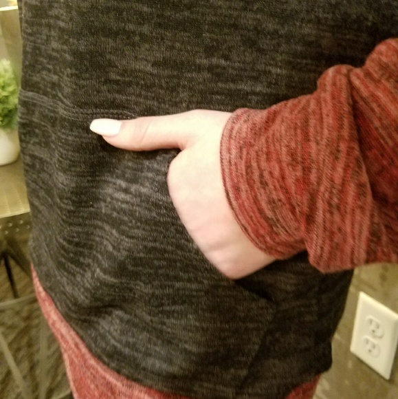 NWT Women's Tunic Crew-neck Sweater - Picture 6 of 6